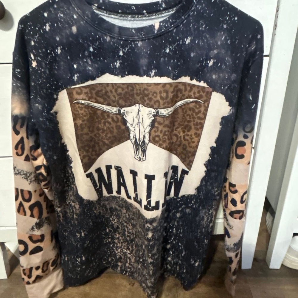 Wallin Long Sleeve Animal Print Shirt
